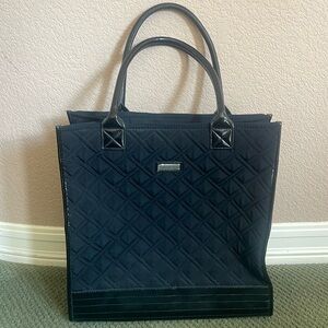 NWOT Very Bradley all black quilted bag